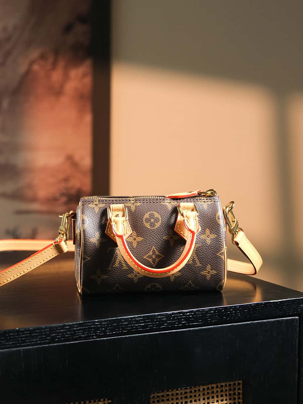 LV 𝐍𝐀𝐍𝐎 𝐒𝐏𝐄𝐄𝐃𝐘 𝐌𝐈𝐍𝐈芯片菱形跳动码枕头包系列 M81085-高仿包包