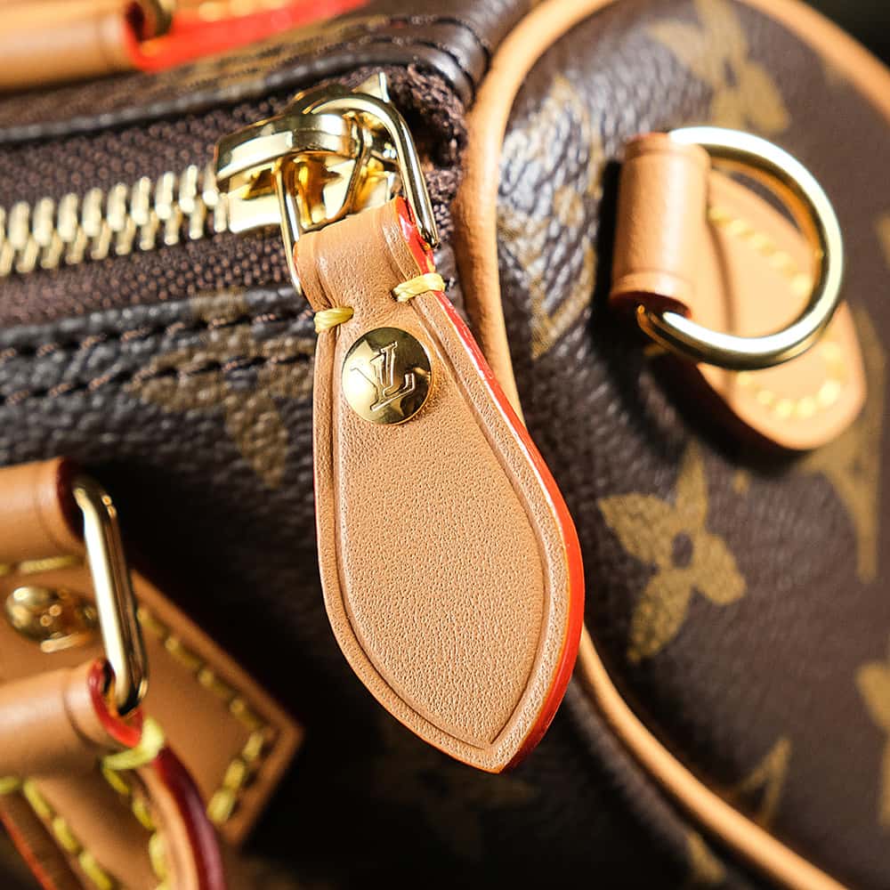 LV 𝐍𝐀𝐍𝐎 𝐒𝐏𝐄𝐄𝐃𝐘 𝐌𝐈𝐍𝐈芯片菱形跳动码枕头包系列 M81085-高仿包包