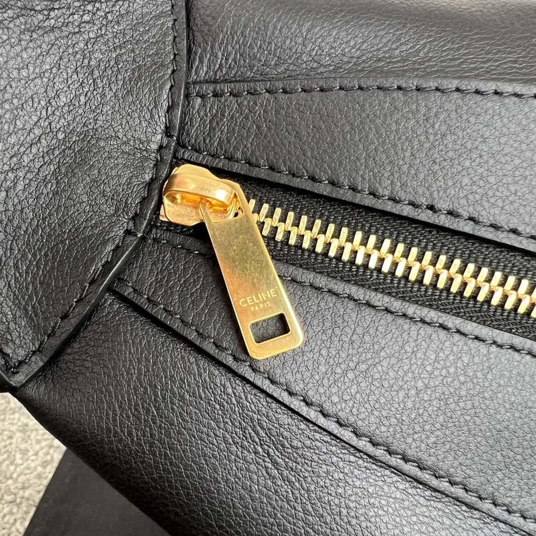 CELINE ROMY 大号柔软牛皮革手袋 110793黑色-高仿包包