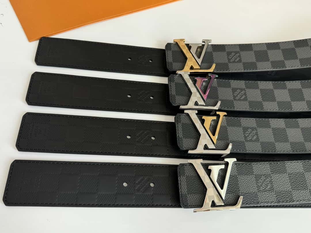 LV 字母logo金属扣双面可用腰带 4.0cm-高仿包包