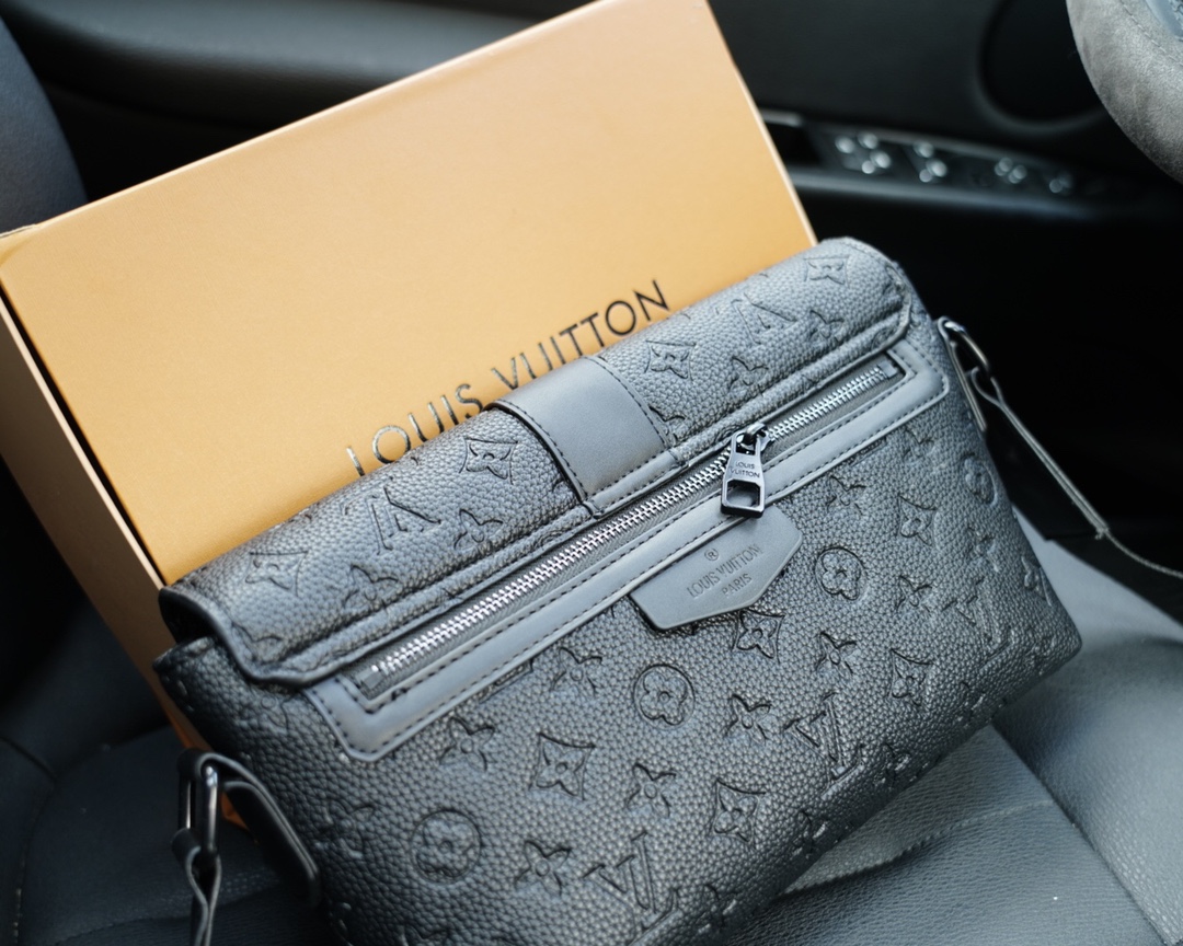 路易威登原单包 官网同步 高版本 斜挎单肩背包-高仿包包